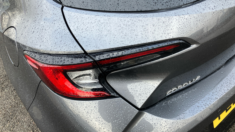 Toyota Corolla 1.8 Hybrid Design 5dr CVT Hybrid Hatchback